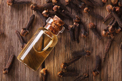 clove-essential-oil